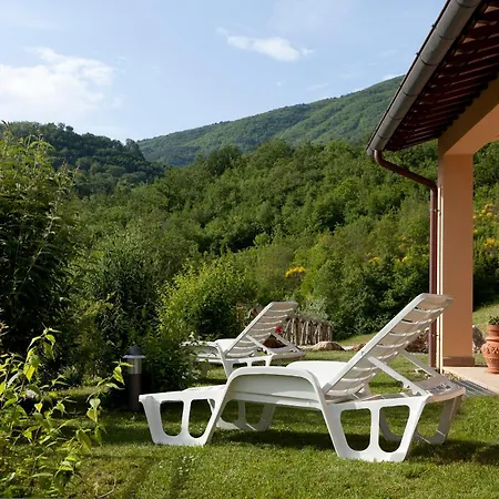Vakantieboerderij Relais Parco Del Subasio Piano Delle Pieve