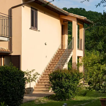 Gospodarstwo agroturystyczne Relais Parco Del Subasio *