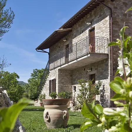 Agroturismo Relais Parco Del Subasio Piano Delle Pieve