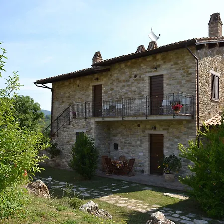 Vakantieboerderij Relais Parco Del Subasio Piano Delle Pieve